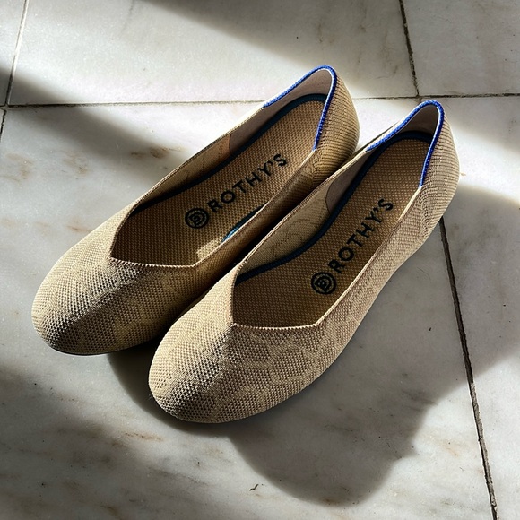 Original Rothy's Flats in Giraffe Print